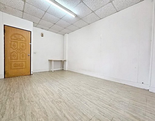 安南區可租補透天明亮兩房空屋*近安和商圈* - Image 4