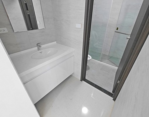 ★走路2分鐘可到轉運站全新未住車位1+1華廈★ - Image 9