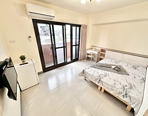 全新未住可租補💕陽台獨曬@超美系統櫃採光通風好 - Image 1