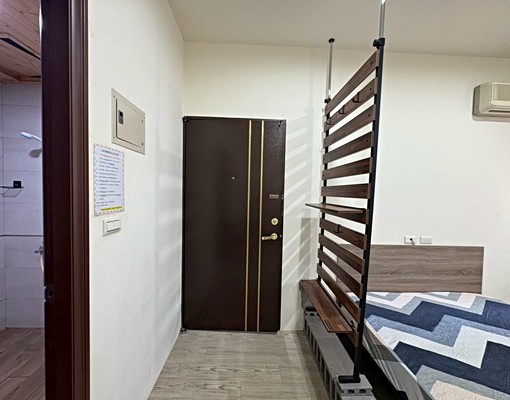 三和國中/裝潢新格局方正/採光通風獨立陽台洗曬/垃圾代收/ - Image 7