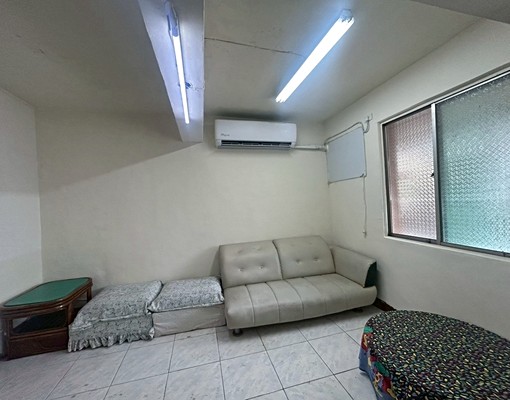 🍎社會住宅🍎🌟前鎮超優質3房2廳屋況佳美寓🌟 - Image 1