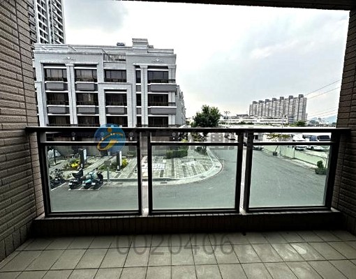 近台積電楠梓國小｜優質邊間透天 - Image 5