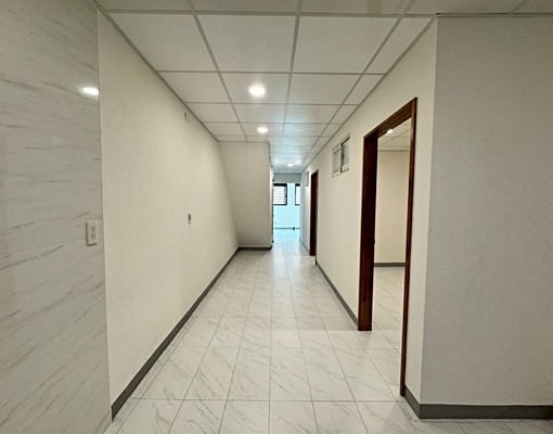 社宅兩房新裝潢｜可租補免仲介費/傢俱可談 - Image 2