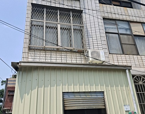 透天三樓四房兩廳三個衛浴租1萬進市場學校超商超市 - Image 11