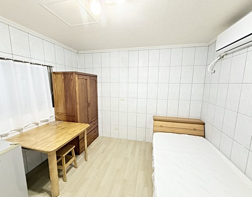 龜山工業區單人小天地🌈靜巷無印風、全新地板 - Image 1