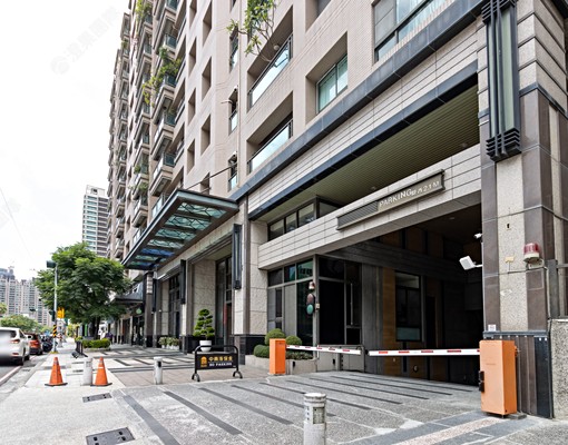 美術館全新裝潢兩房平車/捷運宅 - Image 14