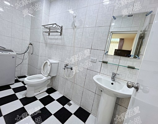 獨立套房🐱|西區柳川一房一廳|近火車站 - Image 5