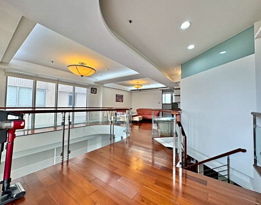 捷運三重站190m景觀樓中樓大戶4房車(可不要傢俱)含車含管 - Image 8