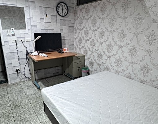 屋主自租｜市區溫馨套房｜水泥隔間 - Image 3