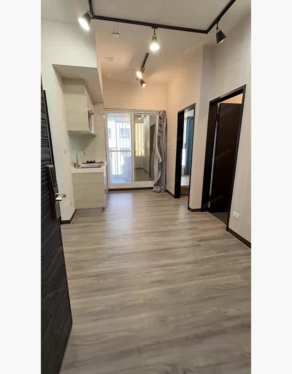 可申請租金補助/2房車大陽台/免仲介費 - Image 1