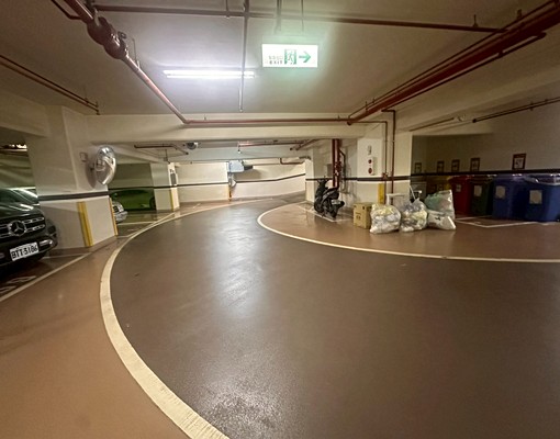 鉑斯🚗大安站精華地段稀有平面大車位 - Image 1