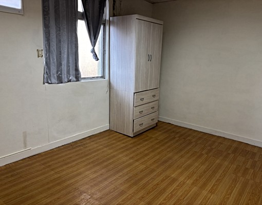 近巨城4+5樓公寓有七房可當員工宿舍~~~ - Image 8