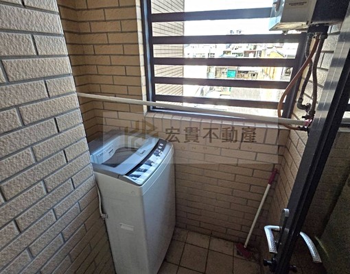 竹北遠百|博愛國中舒適樓中樓|入戶籍兩房含管採光佳 - Image 6