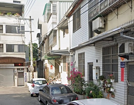 頭家厝火車站/巷內透天1～2樓二房門口停車/可租補前後採光好 - Image 1