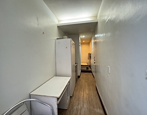 五股工商停車場旁可小寵租補陽台小套房 - Image 4