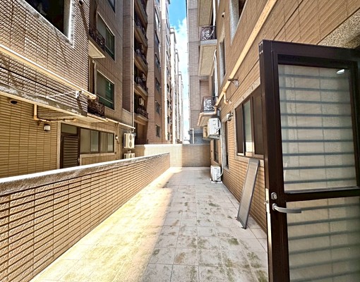 春天行館四房車/近家樂福/有大露臺/有車位 - Image 15