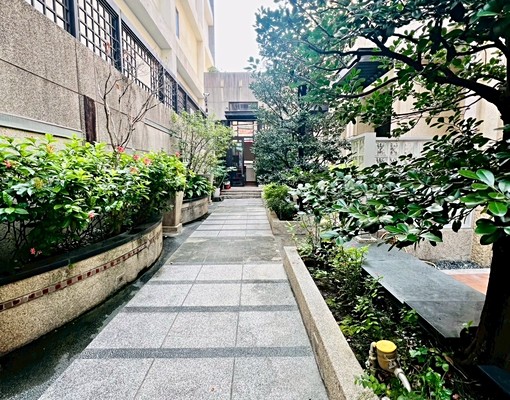 南屯社區別墅✨雙車位✨近文心森林公園 - Image 15