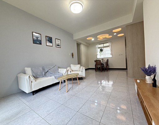 ♥【可租補.戶籍.寵物∣縣民公園全新整理三房平車】♥ - Image 2