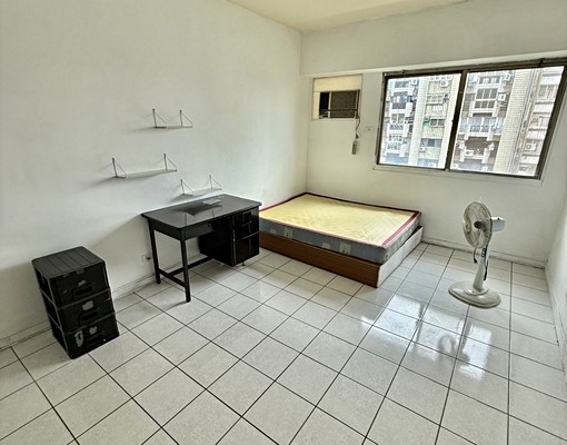 綠川西街套房社宅可租補 - Image 3