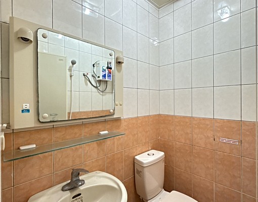 新興路靜巷精裝健康套房間間獨洗含水100M網路電5元多間可選 - 591租屋網 - Image 8