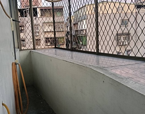 邊間採光佳,住戶剛搬走,重新粉刷 - Image 12