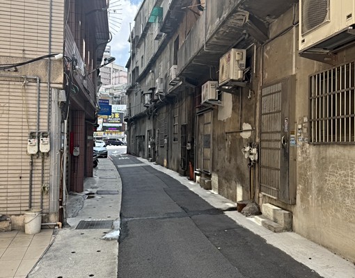 愛買武陵高中附近，透天三樓大套房，可申請租金補貼 - Image 8