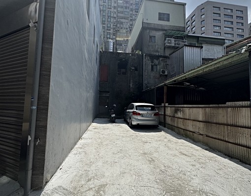 愛買武陵高中附近，透天三樓大套房，可申請租金補貼 - Image 6
