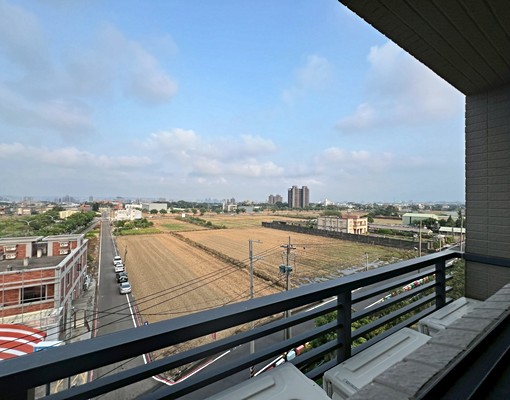 可租補三房+車位~屋齡新~空間大~景觀優 - Image 2