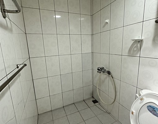 教育大學圍牆旁溫馨套房(租補) - Image 3