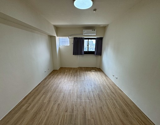 新竹市中心★四房大空間★全新整理★可養寵物★先搶先贏 - Image 8