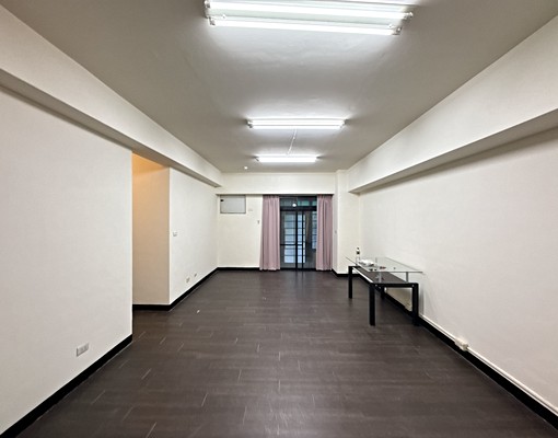 國安國宅甲區一樓角間好出入亮麗三房稀有釋出 - Image 4