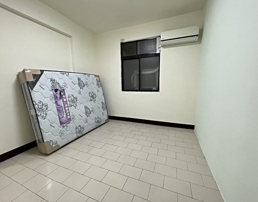 🏠中和新生街商圈三房｜低樓層膝蓋感謝你📞太平洋國輔 - Image 3