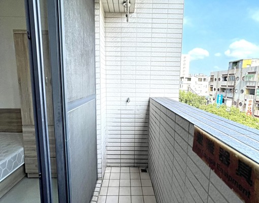 新釋出【陽台套房】屋況好採光通風佳(可租補) - Image 1