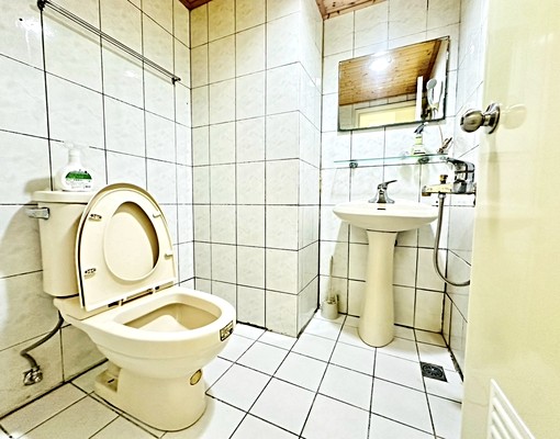 千霈租屋🧧《南屯區》親家莊三房平車空屋💥歡迎租補💥 - Image 8