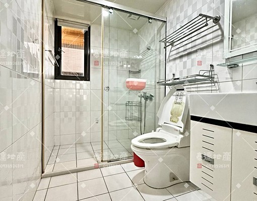 TD💫大里寵物宅✨三房兩衛平車✨雙商圈✨系統櫃裝潢✅租補 - Image 7