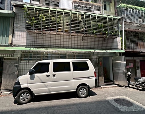 🍎翠華街靈活運用空間公寓一樓🍎方便停車 - Image 3