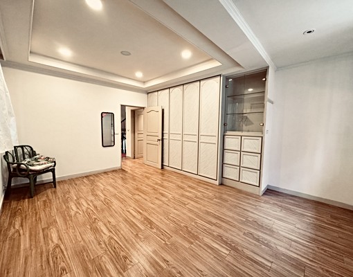 ⭐️新店中央六街🏢近小碧潭站🏠3房2廳透天整層出租⭐️ - Image 8