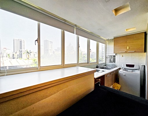 近捷運忠孝新生【秒殺獨戶】獨洗衣機★小廚房★有電梯 - Image 5