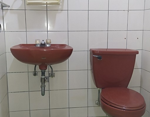 逢甲僑光中國醫學生套房~可租補~氣密窗~單純安全又便宜! - Image 11