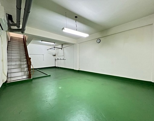 店住兩用前院停車!地下室很大可當交誼廳 - Image 5