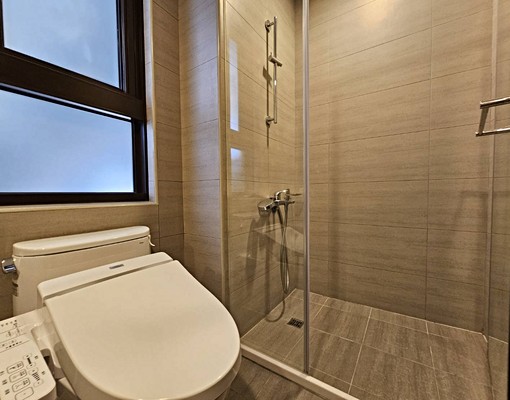 高鐵康乃薾合康學院超強採光視野三房平車 - Image 9