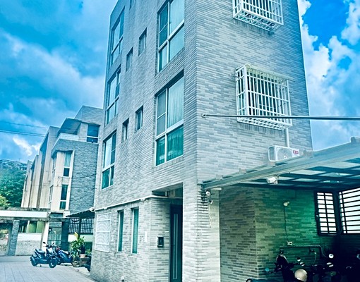 採光雙人大套房🏡花與愛麗絲 - Image 2