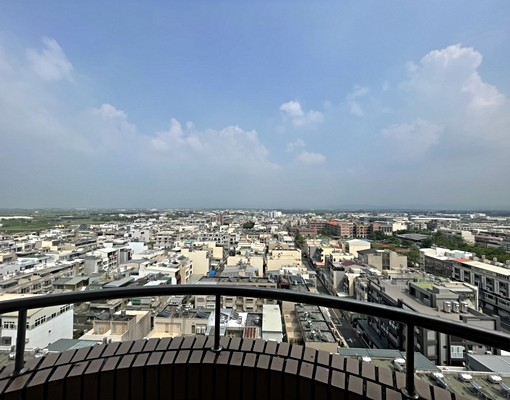 新營「東興國宅」高樓層出租 - Image 2