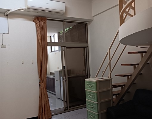 東湖國小旁電梯大樓整層，有大露台 - Image 5