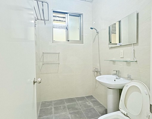 捷運三和國中。五華街商圈(可租補) - Image 7