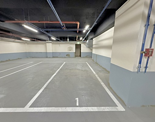 近台元、三民路商圈、全新建案首租、採光好有平面車位 - Image 8