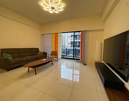 岀價談💖24小時警衛💖有謙家園裝潢別墅💖近台積電💖 - Image 4