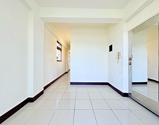 捷運三和國中。2房附有大金冷暖空調 - Image 3