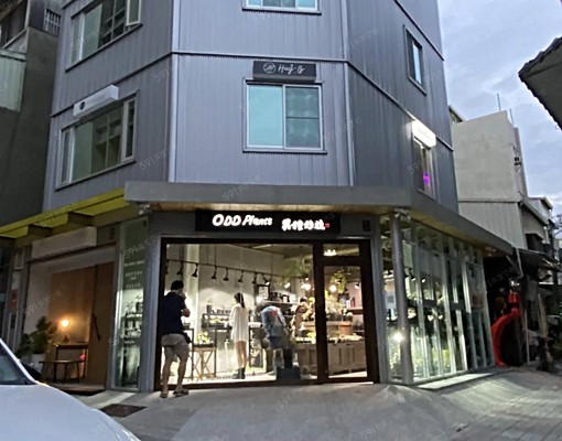 西門路二段小巷裡的溫暖閣樓套房 - Image 6