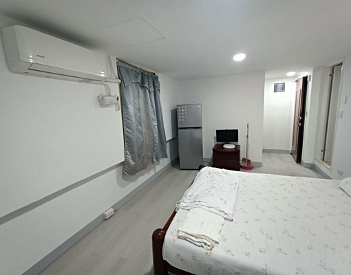 西門町稀有全新裝潢美套房~西門町捷運站獅子林商圈 - Image 4